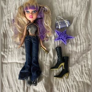 Bratz live in concert Dana doll & accessories